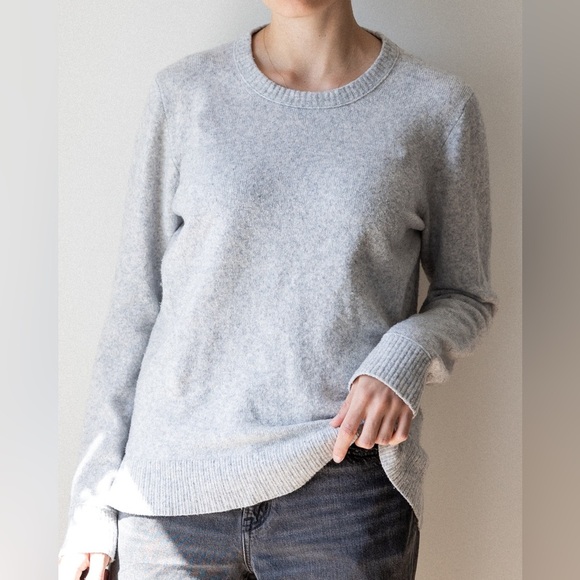 J-Crew Large Gray Sweater - Picture 5 of 8